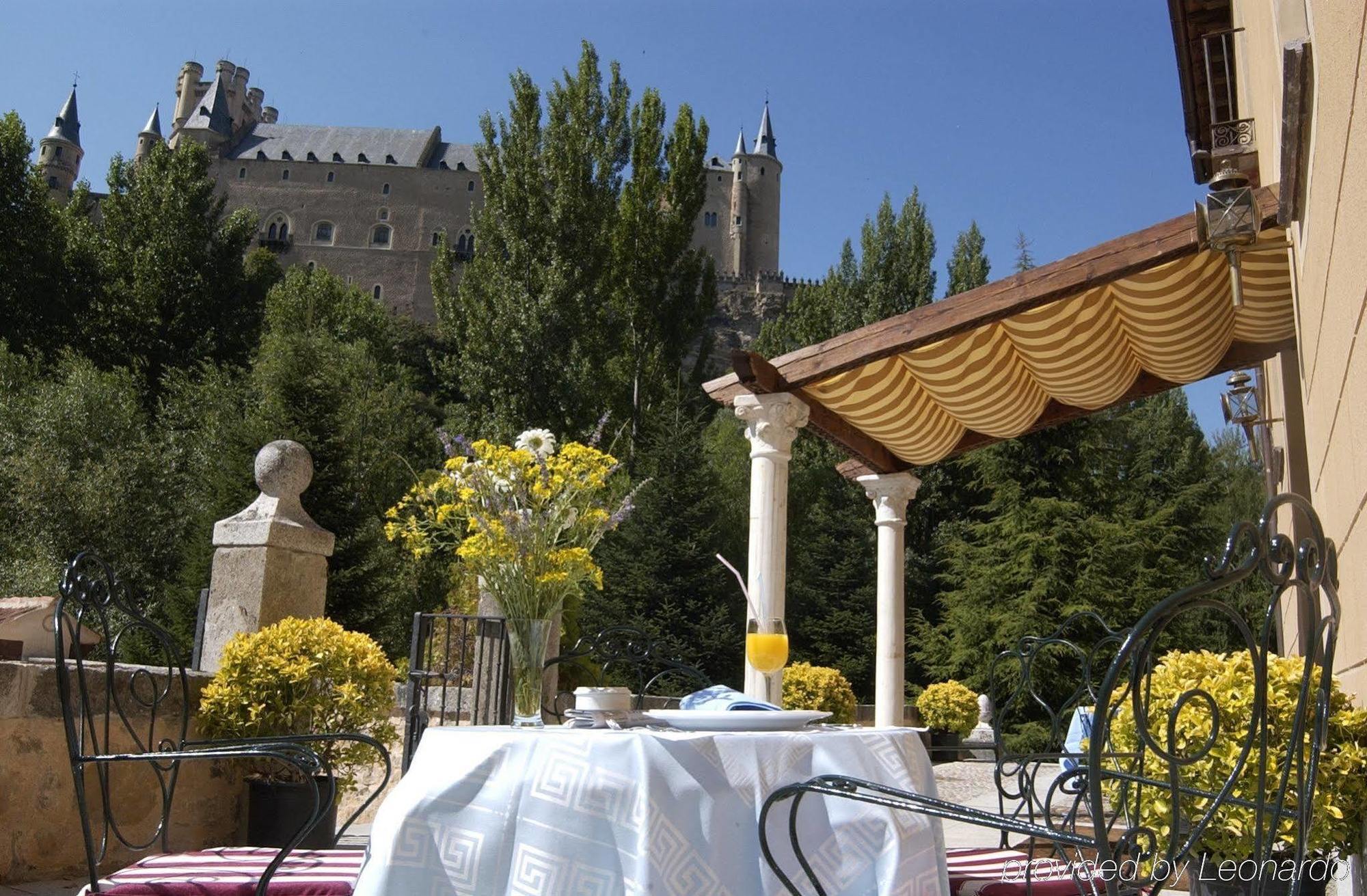 Hotel Alcazar Segovia Restaurant billede
